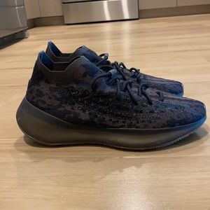 Yeezy 380 Boost Onyx (11.5)